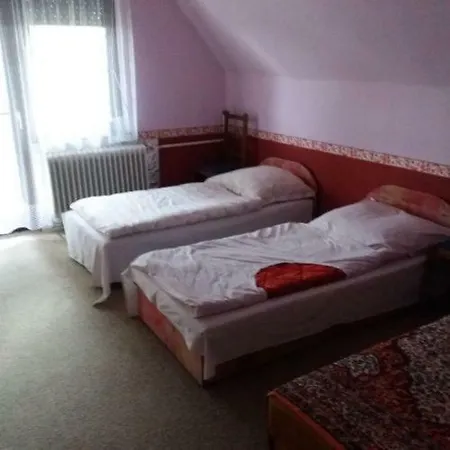Peto Maganszallas Biharkeresztes